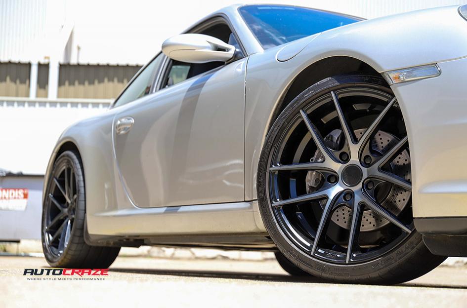 PORSCHE CARRERA TARGA BLACK   MACHINED WITH DOUBLE DARK TINT